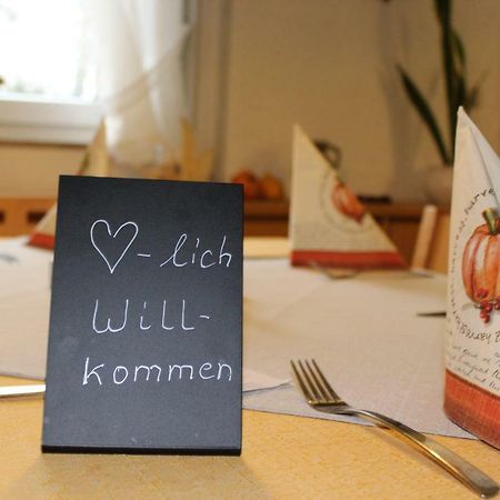 Gasthof Roessle Ochsenwang Bissingen an der Teck Luaran gambar